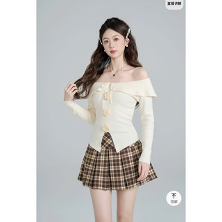 Áo len trễ vai bèo xẻ vạt khuy đính hoa nổi len dài tay thu đông Style y2k mã 775
