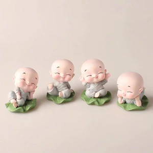Tượng Sư Thầy và 4 Chú Tiểu Ngồi Đài hoa sen