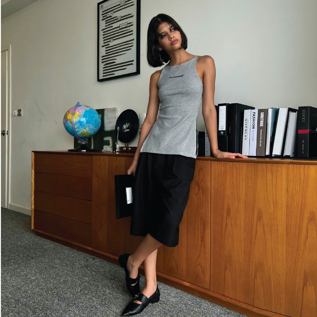 Ảnh làminapparel - SIDE SLIT TANK TOP 1