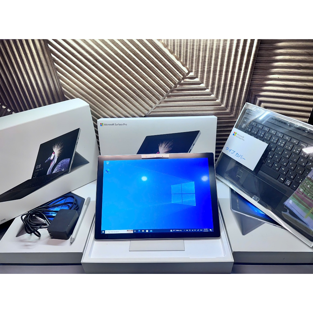 Surface Pro 5 Core-m3 4GB SSD 128GBサーフェス