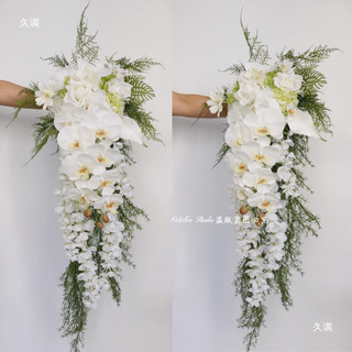 bó hoa cưới cầm tay cô dâu Trắng xanh Tx 0034