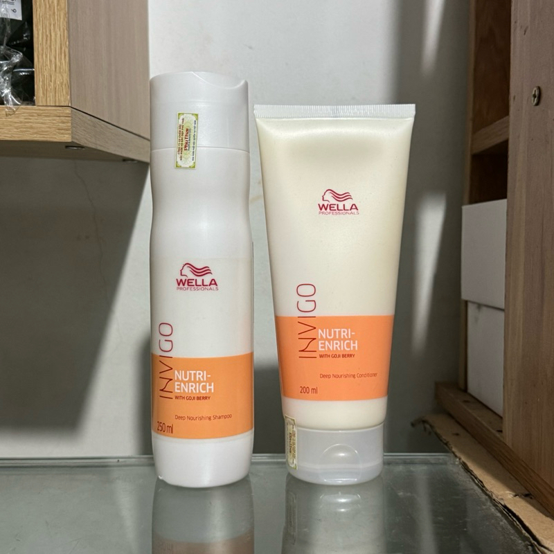 Dầu gội xả Wella Enrich Invigo dưỡng ẩm suôn mượt 250/200ml