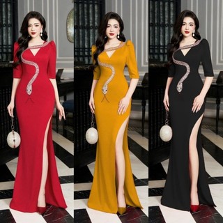 Đầm váy dạ hội trung niên tay lỡ kết đá hình rắn