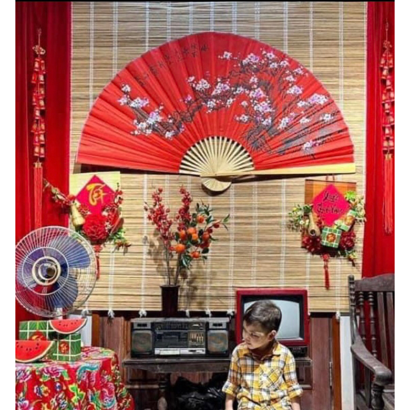 Quạt giấy treo tường Hoa Đào Cổ - Quạt hoa đào trang trí Tết, phòng cưới, phòng trà, cafe, nhà hàng.