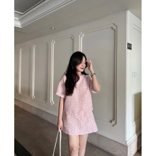 Áo dạ tweed ngắn tay dáng ngắn và chân váy thiết kế Ma Vie