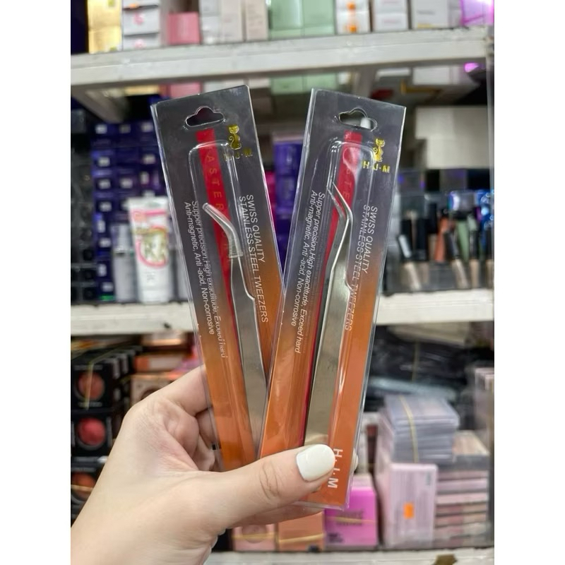 Nhíp gắp mi chuyên dụng đầu nhọn.