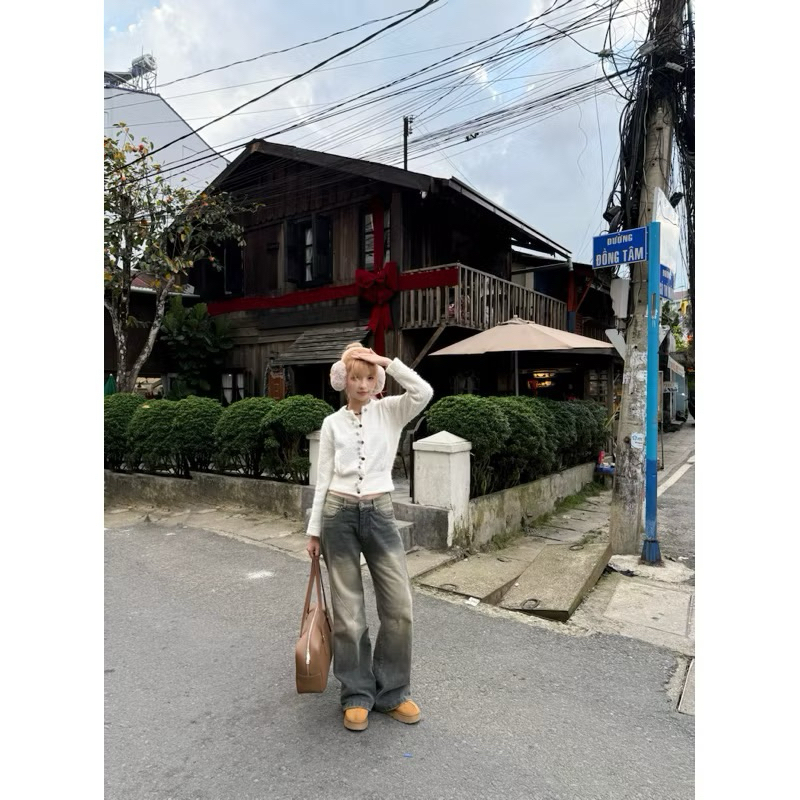 FLARED JEANS - Quần jeans ống loe form unisex nam nữ. | BigBuy360 - bigbuy360.vn