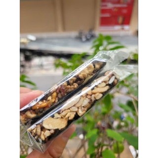 Rong biển kẹp hạt dinh dưỡng,rong biển kẹp siêu mix hạt,giòn,ngon,dinh dưỡng thích hợp ăn vặt,ăn kiêng,healthy.