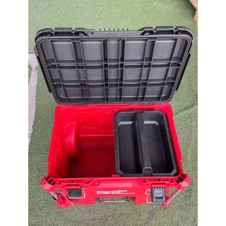 Hộp đựng dụng cụ Milwaukee 48-22-8427 thùng đồ nghề có bánh xe 8427 chống va đập, chống nước