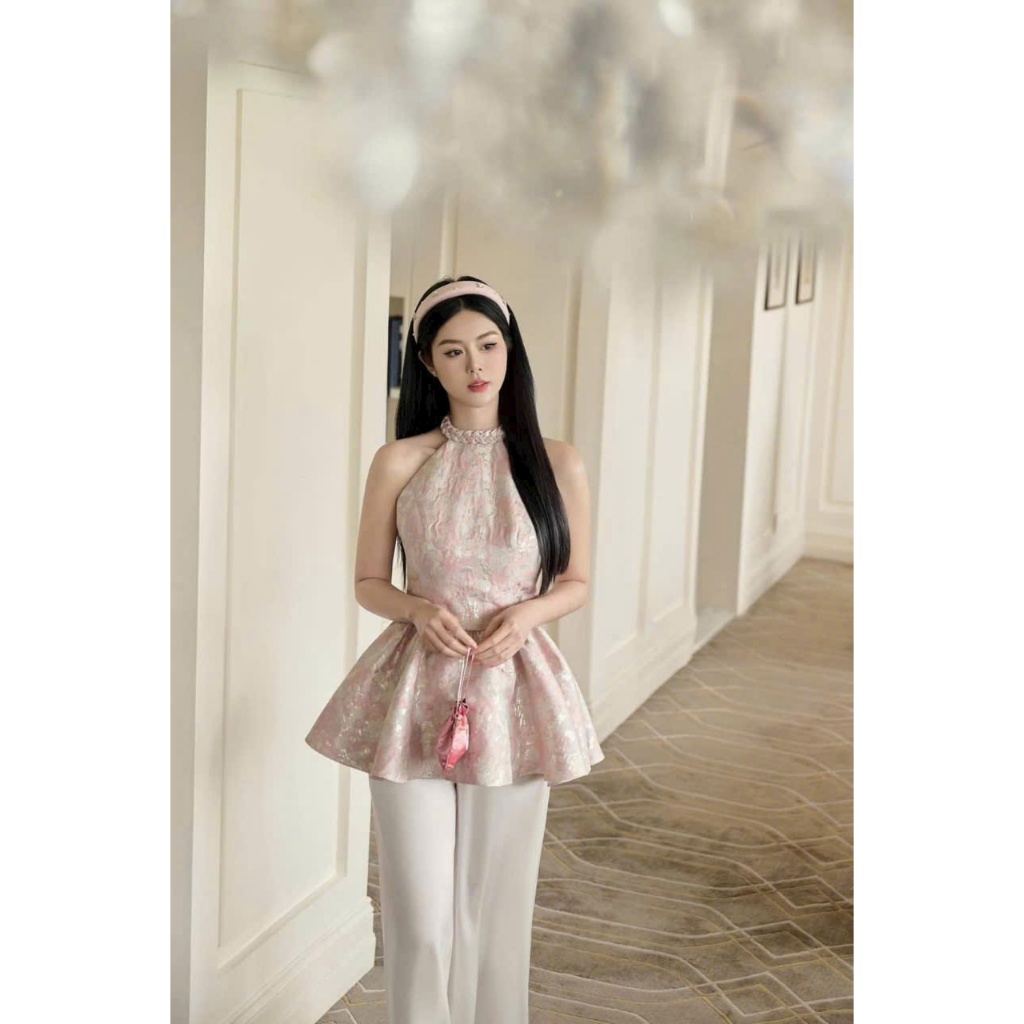 Áo Dài Cổ Yếm Cách Tân Gấm Cổ Tết Chiết Eo Xòe Kèm Quần Lụa Suông Mặc Tết SAN Clothings - P99