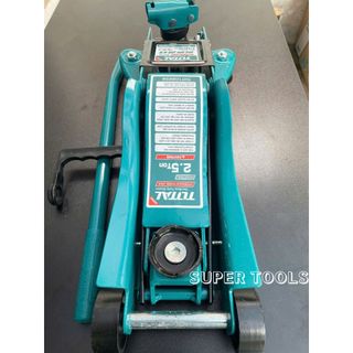 TOTAL Đội cá sấu 2 tấn - THT10822 / 2.5 tấn - THT108256