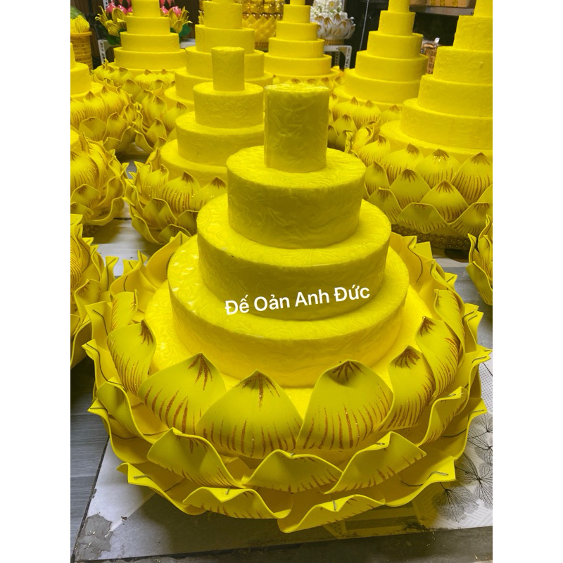 Đế sen tháp oản