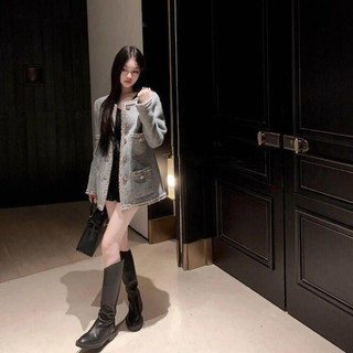 Áo Khoác Nữ Chất Liệu Len Dạ 4 Túi Áo Viền Bling Cao Cấp Màu Xám