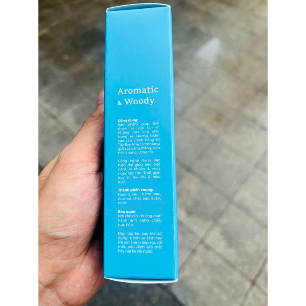 Nước Hoa Khử Mùi Ô Tô Nano Bạc Hương Gỗ Thảo Mộc Khử Mùi,Chống Say Xe,Dung Tích 100ML