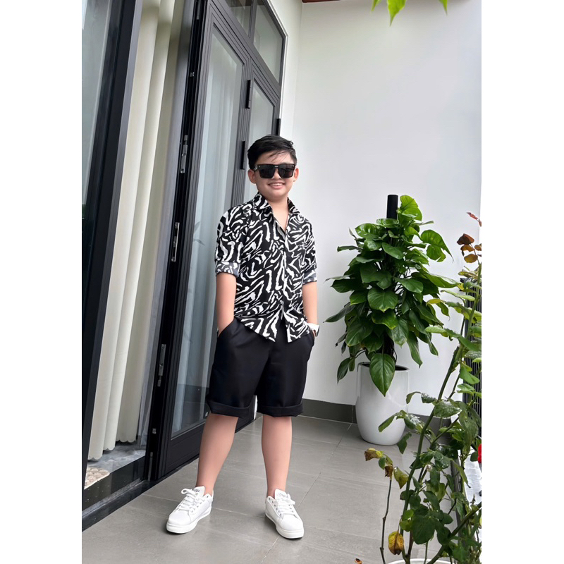 set sơmi hoạ tiết thiết kế cho bé trai 10kg-52kg TONI BRAND phối quần đen
