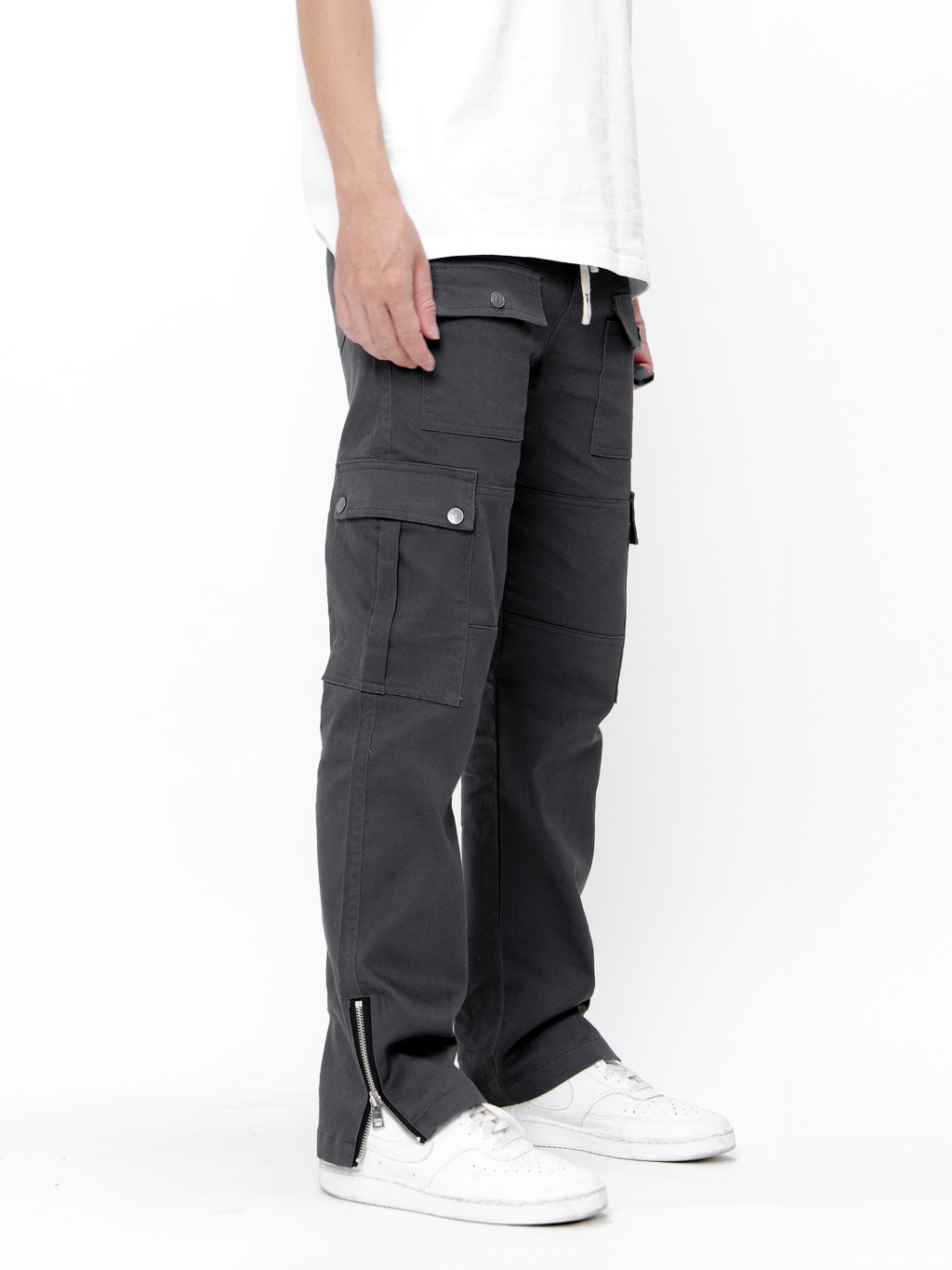 Ảnh Quần kaki nam túi hộp ống đứng KQSTYLING forn đứng kaki dày dặn phối nhiều túi - Zip - Xám đậm 1