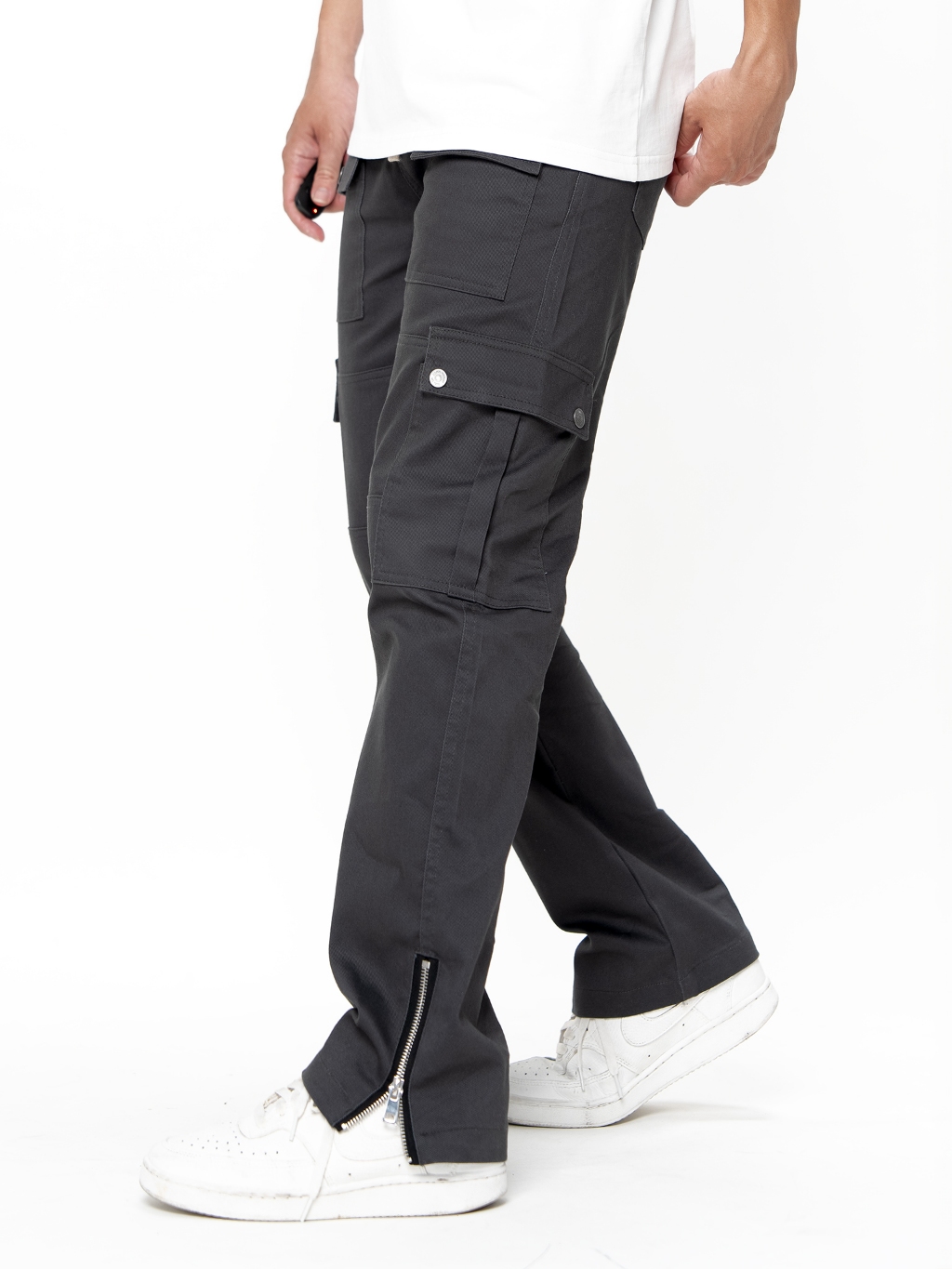 Ảnh Quần kaki nam túi hộp ống đứng KQSTYLING forn đứng kaki dày dặn phối nhiều túi - Zip - Xám đậm 3