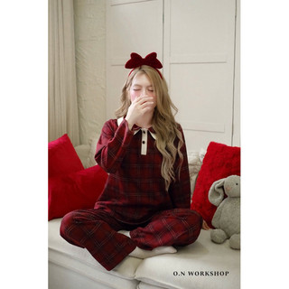𝗛𝗮̀𝗻𝗴 𝗰𝗵𝗶́𝗻𝗵 𝗵𝗮̃𝗻𝗴 Bộ đồ ngủ mặc nhà pyjama Nhung bông kẻ giáng sinh form rộng ON WORKSHOP