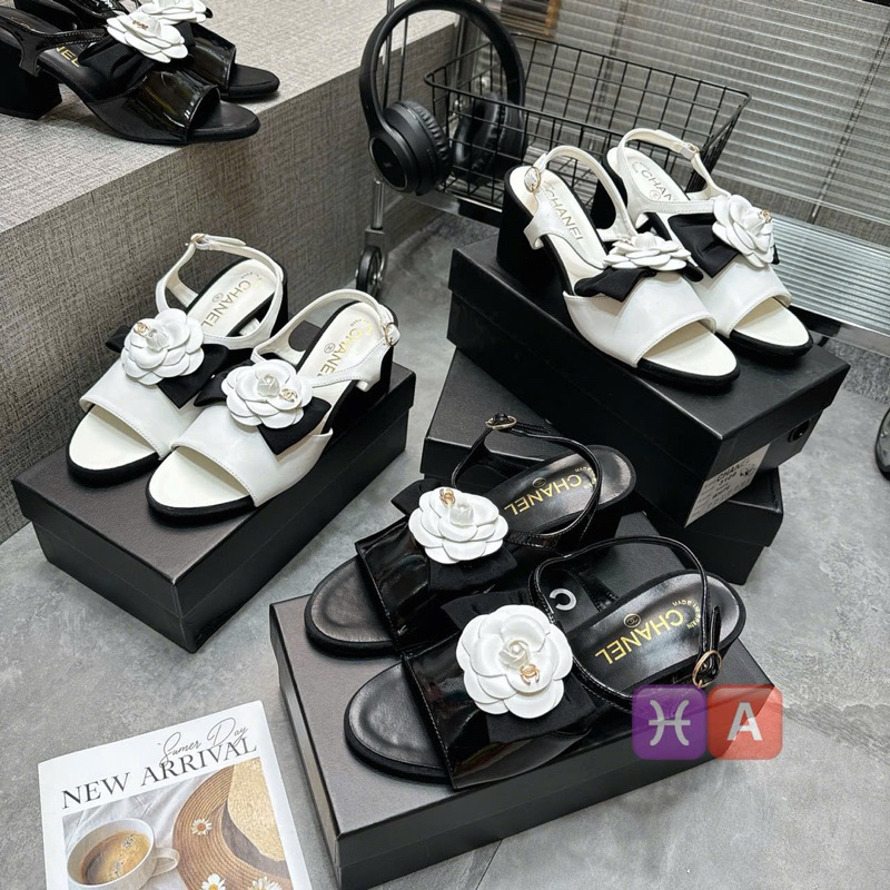 Sandal hoa trà