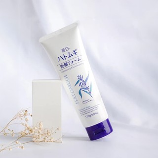 Sữa rửa mặt Ý Dĩ Hatomugi Kumano Reihaku Moisturizing & Facial Washing (170g)