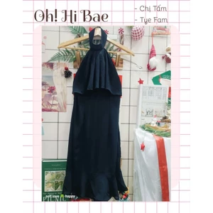 Đầm voan cổ yếm dáng ôm