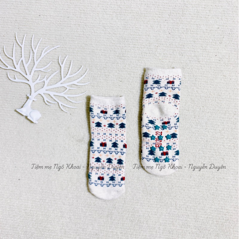 [MD174] SIÊU PHẨM MÙA GIÁNG SINH Tất/ Vớ len xù có đế chống trơn trượt hoạ tiết noel rực rỡ cho bé yêu