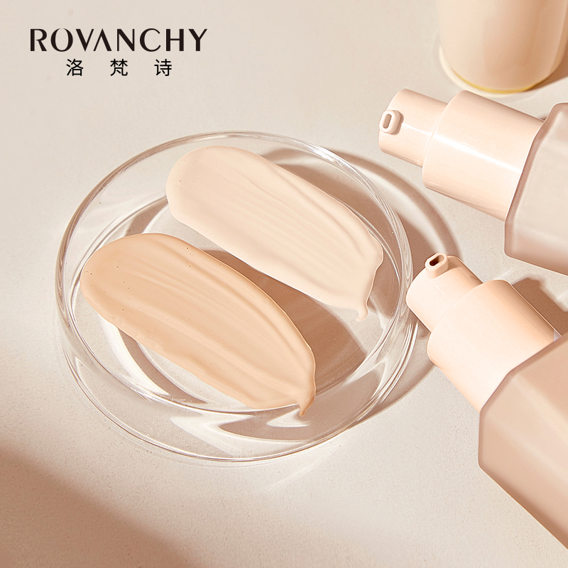 Kem nền làm mềm tinh chất R587 ROVANCHY