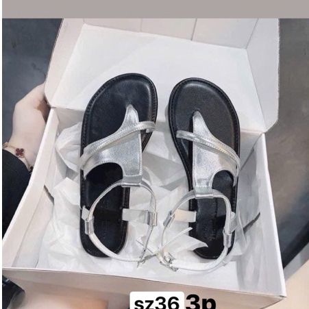 Giày Sandal Nữ Đế Cao Su Trống Trơn Trượt Form Size Chuẩn Mềm Mại Ôm Chân