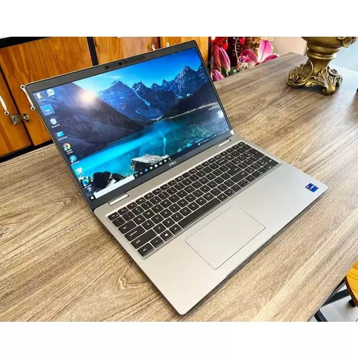 Dell Latitude 5520 Core I7 1185G7 Ram 16G Ssd 512G 15,6Inch Fhd Ips
