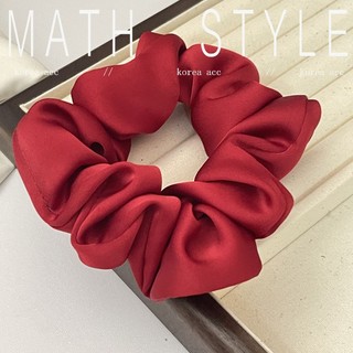 Scrunchies Đỏ Đô Satin Lụa Phi Bóng Thái Giáng Sinh Và Tết 3 Kích Thước