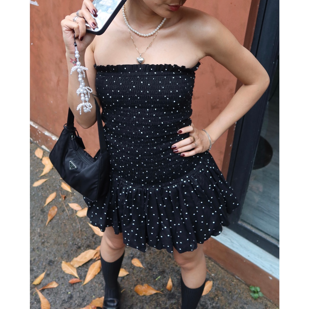 SUNDAY - GALAXY SHORT DRESS - Đầm Linen Ống Ngắn, Tùng Bí, Hoạ Tiết Chấm Bi.