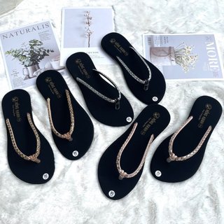 Dép Kẹp Nữ IGU Đính Đá,Dép Xỏ Ngón Dây Mảnh Sang Trọng,Siêu Đẹp Đủ Size.