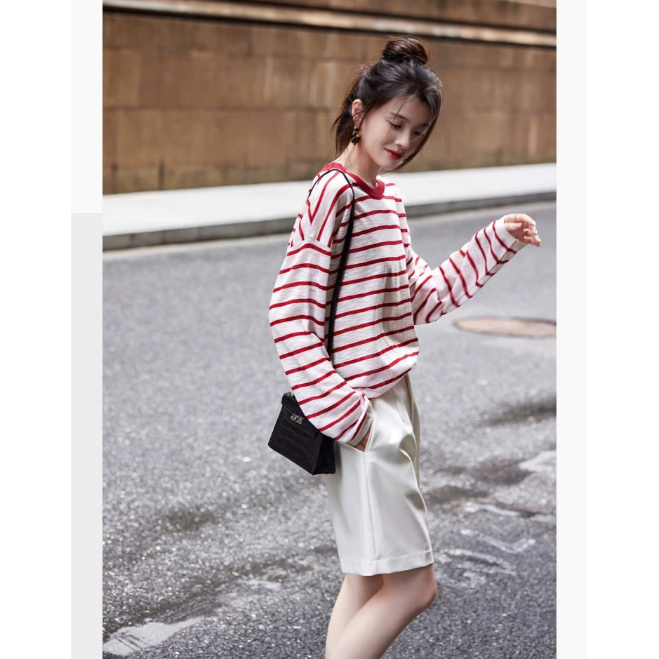 Áo thun dài tay sọc đỏ siêu xinh JULY FASHION, Áo thun tay dài nữ dáng rộng kẻ sọc đỏ hot trend Hàn Quốc, Thun xược mềm