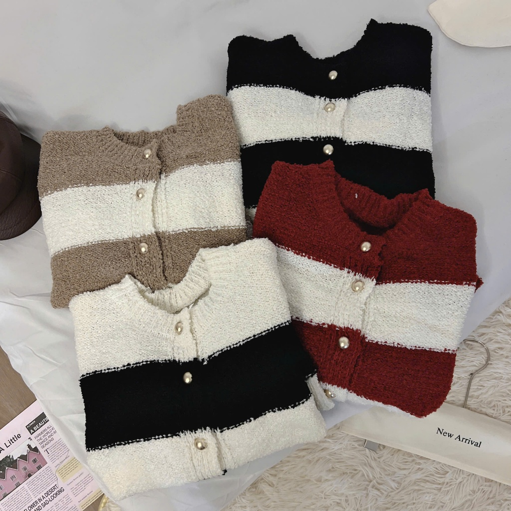 Áo len dáng cardigan cúc đồng phối họa tiết kẻ ngang bản to NEW