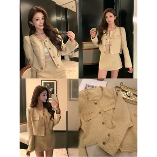 Set dạ tweet gồm áo khoác kiểu Pháp dáng ngắn 2 túi giả kết hợp chân váy chữ A tôn dáng khí chất sang chảnh