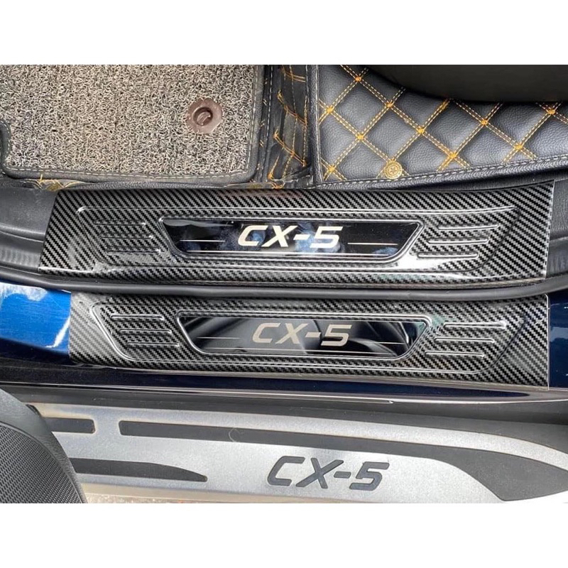 Ốp bậc cửa, nẹp bước chân và chống trầy cốp trong ngoài Mazda CX5 2018-2025 Vân Carbon (Hàng cao cấp loại I)