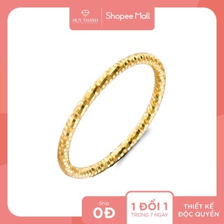 Women's Solid Gold Ring by Huy Thanh Jewelry