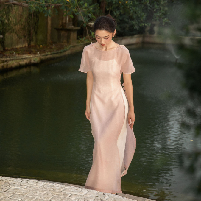 Set cổ đổ cánh rơi vải tơ và đầm dây kết hoa _ Set Julie