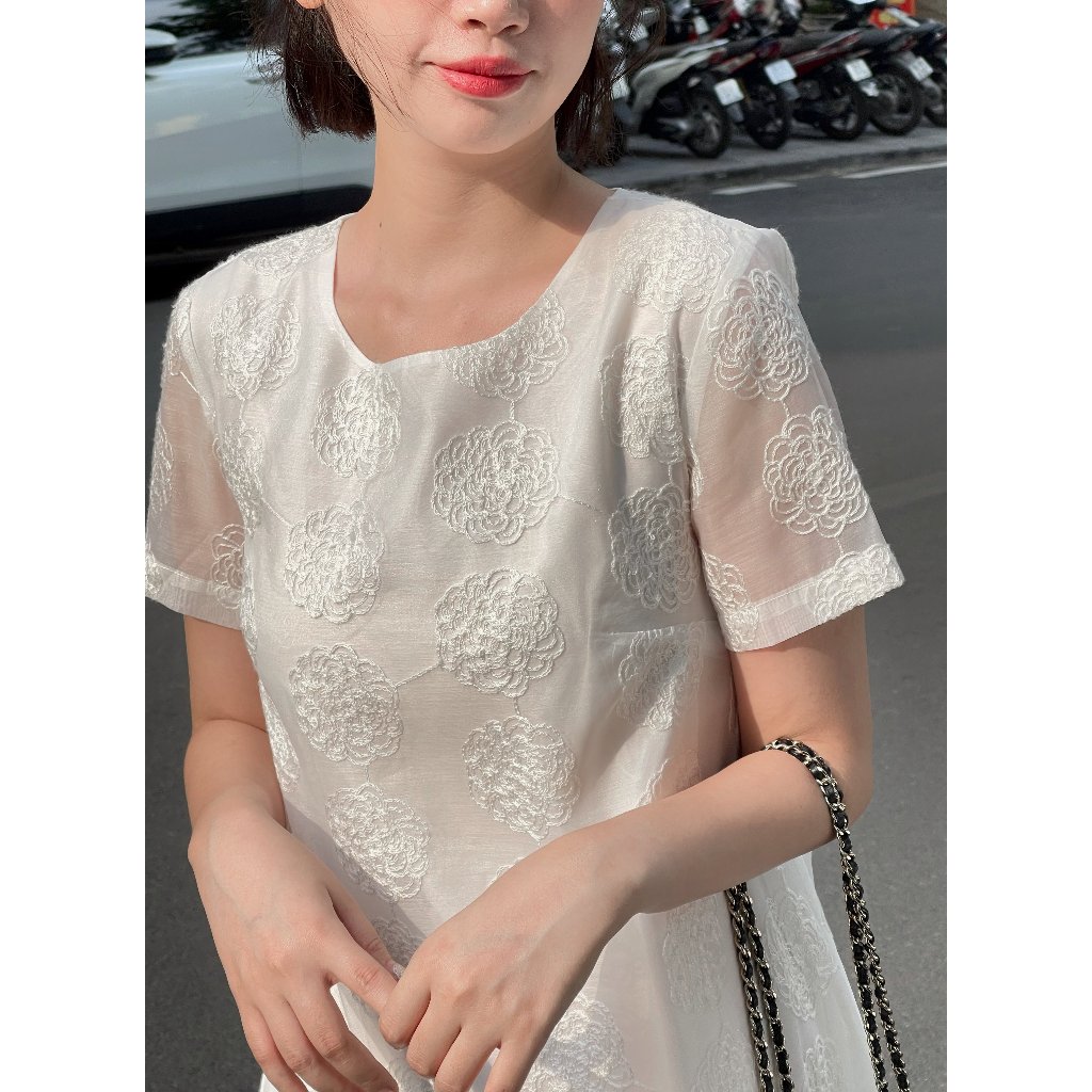 Ảnh De Leah - Đầm Suông Tơ Thêu - Thời Trang Thiết Kế 2