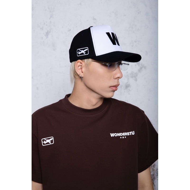 NÓN "TRUCKER HAT" W LOGO WONDERSTU