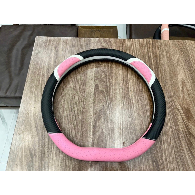 Bọc Vô Lăng Xe Điện Vinfast VF3 -VF6-VF7 dáng dcut thể thao tạo cảm giác nổi bật nội thất xe