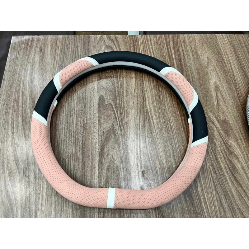 Bọc Vô Lăng Xe Điện Vinfast VF3 -VF6-VF7 dáng dcut thể thao tạo cảm giác nổi bật nội thất xe