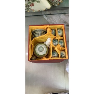 Hộp xi lót lụa đựng bộ ấm chèn, phụ kiện bộ ấm chén được in bằng nhũ vàng - Gốm Việt