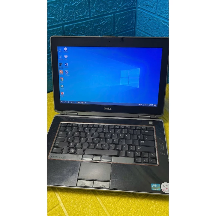 Máy tính laptop DELL cũ đã qua sử dụng, bảo hàng: 12 tháng kẻ từ khi mùa hàng ở cửa hàng