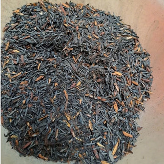 Vỏ trấu khô, trấu sống/ Trấu hun nguyên cánh (biochar) than sinh học: giá thể sạch không tạp chất.