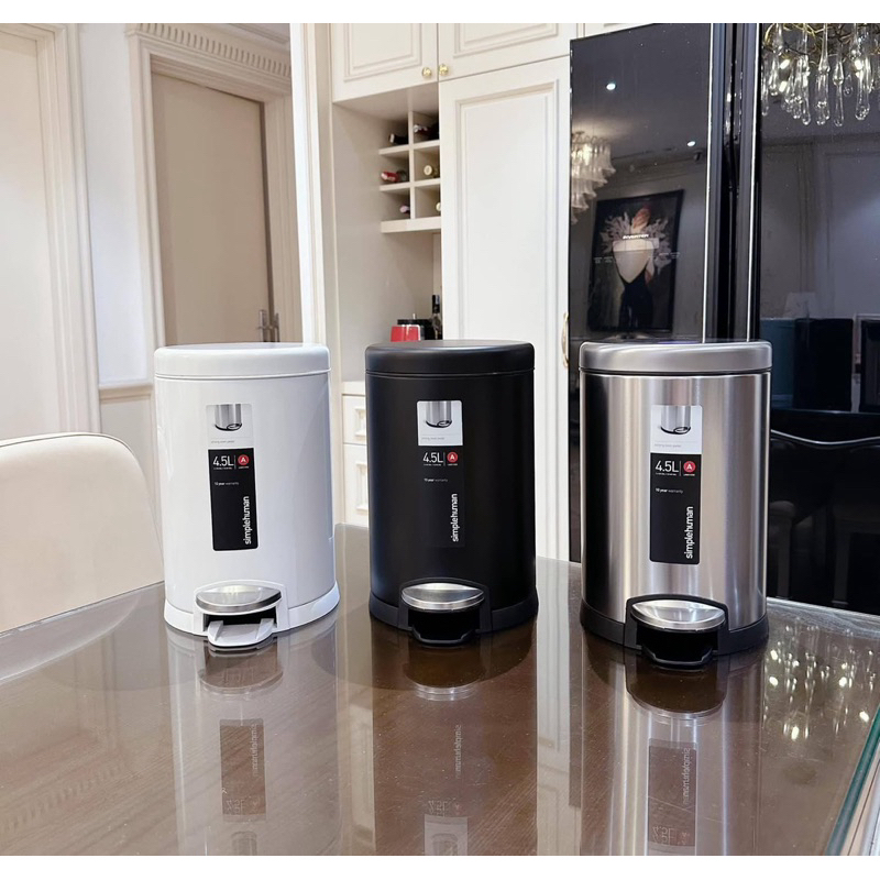 Thùng rác Simplehuman 4.5l màu đen