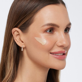 Kem chống nắng che khuyết điểm Sheer Broad-Spectrum SPF 50+ YOUARESUNSHINE có màu siêu mỏng, nhẹ mịn màng Clearstem
