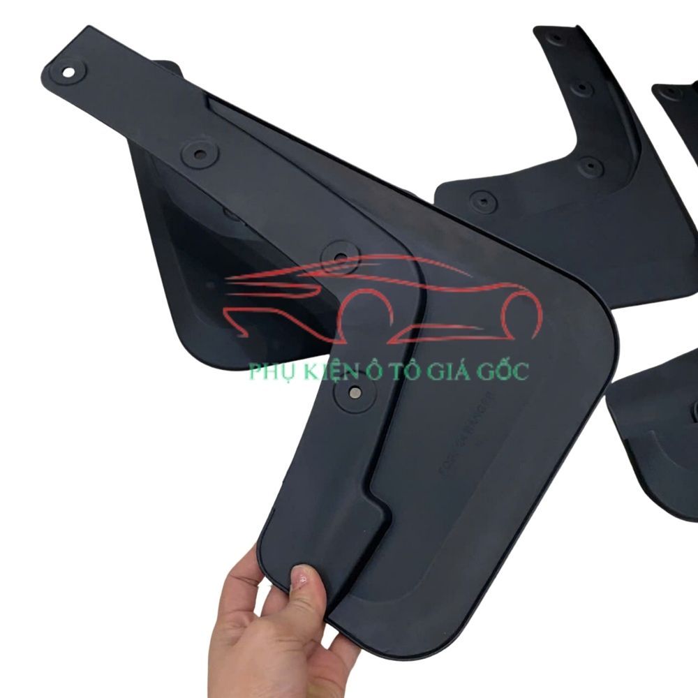 Chắn bùn bánh xe Ford Ranger đời 2024 - HIỆN NAY chất liệu nhựa dẻo bền đẹp, chuẩn khít form xe - 1 BỘ 4 TẤM
