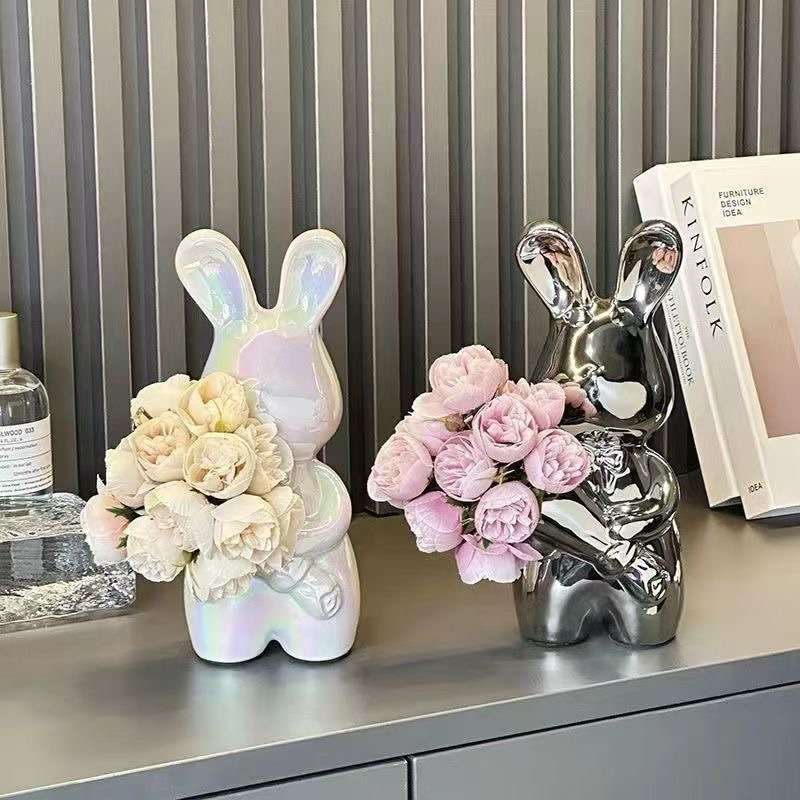 Thỏ Cầm Hoa Gốm Sứ Tráng Gương Cực Đẹp