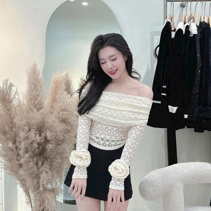 áo ren lưới hoa trễ vay tay dài ,áo dài tay đính hoa thanh lịch